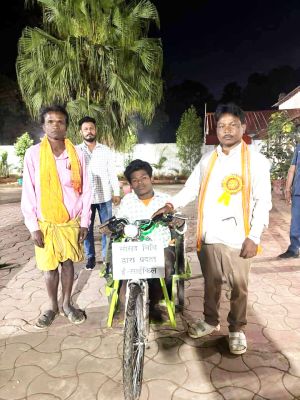 बस्तर सांसद ने दिव्यांगों को  दिए आत्मनिर्भरता के पंख