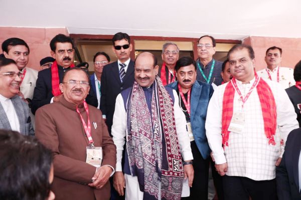 विश्व सिंधी हिन्दू फाउंडेशन के सम्मेलन में शामिल हुई सिंधी काउंसिल की टीम