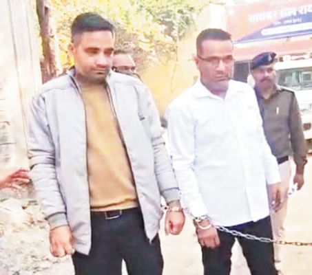 वीडियो फैलाया, दो गिरफ्तार 