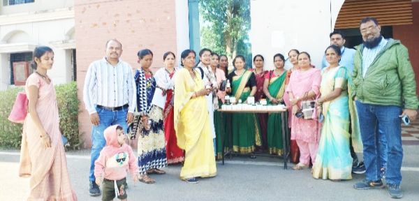 महिला स्व-सहायता समूहों को प्रशिक्षण