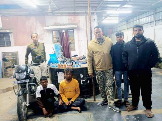 अवैध शराब संग दो आरोपी गिरफ्तार