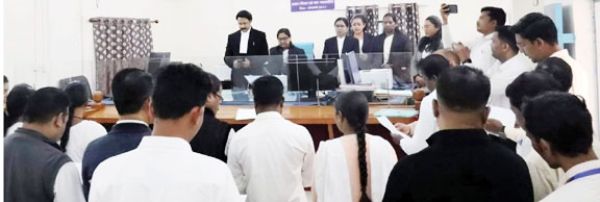 संविधान की प्रस्तावना की ली शपथ