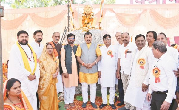 दाऊ ढालसिंह दिल्लीवार जयंती समारोह को संकल्प दिवस के रूप में मनाएं-विजय बघेल