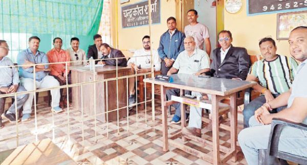 अभनपुर में वकीलों की बैठक