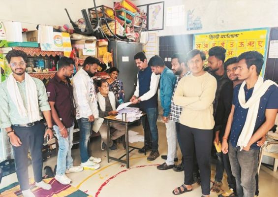 प्रदेश कांग्रेस अल्पसंख्यक सचिव ने आंगनबाड़ी केंद्र का किया निरीक्षण