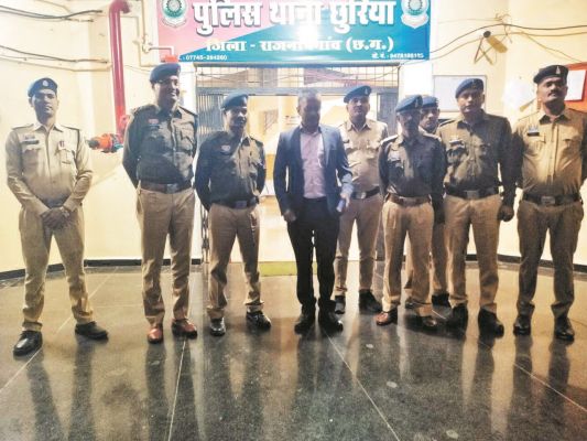 आईजी ने छुरिया थाना का किया औचक निरीक्षण