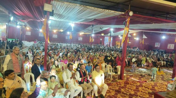 एक माह तक चली आस्था की अविरल धारा