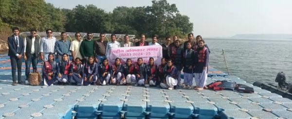 आज की पीढ़ी को जल संरक्षण के महत्व पर जागरूक करना बेहद जरूरी-डीईओ