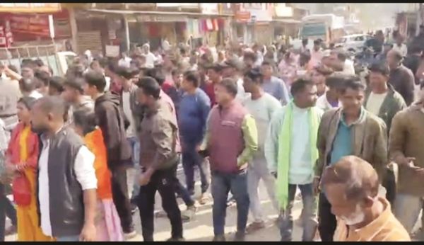 शादी में 2 समुदाय के बीच मारपीट