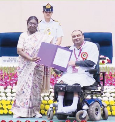 चित्रकार बसंत साहू को राष्ट्रपति के हाथों मिला राष्ट्रीय पुरस्कार