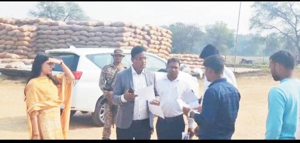 62 क्विंटल धान जब्त