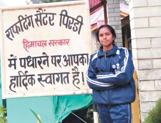 साहसिक शिविर में रेशमी का चयन