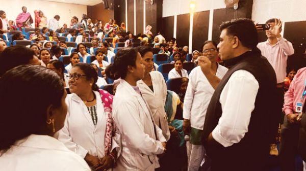 मलेरिया का खात्मा सामूहिक जिम्मेदारी - कलेक्टर