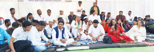 नई गाइडलाइन को लेकर कांग्रेस विधायक ने रखा उपवास