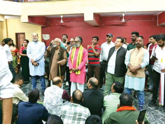 अमित के समर्थन में सभा, सडक़ पर प्रदर्शन भी