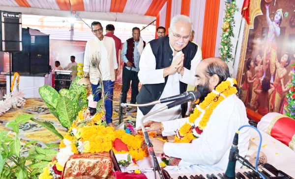 विनाश का कारण अहंकार-निरंजन महाराज