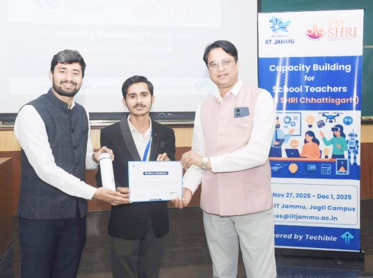 पीएमश्री स्कूलों के 151 शिक्षकों ने आईआईटी जम्मू में प्राप्त किया उन्नत प्रशिक्षण