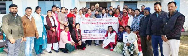 किताबी ज्ञान के साथ  रचनात्मक पढ़ाई पर जोर