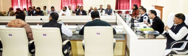 नियमानुसार पीडीएस दुकानों का संचालन नहीं करने वाले दुकानों को निरस्त कर नई संस्थाओं को आवंटित करने के निर्देश