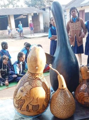 संकुल केंद्र सोनाबाल में तुमा हस्तशिल्प कार्यशाला