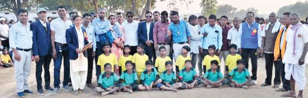 मोहलई में संकुल स्तरीय बाल क्रीड़ा स्पर्धा