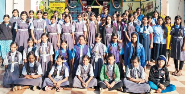 कन्या छात्रावास छिंद का निरीक्षण