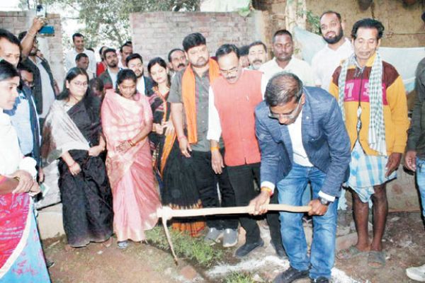 जल संरक्षण-संवर्धन के लिए बरमकेला से जल संगवारी अभियान शुरू