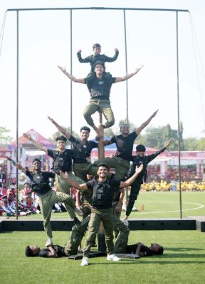 नारायणपुर के मलखम्भ खिलाडिय़ों ने बस्तर ओलम्पिक में किया हैरतअंगेज प्रदर्शन