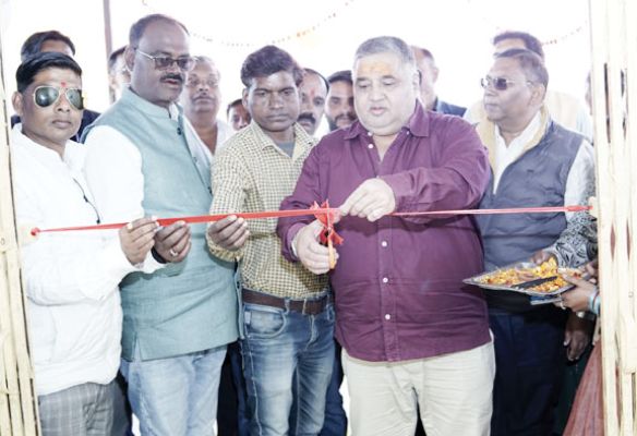 कैबिनेट मंत्री राजेश अग्रवाल ने गुमगरा खुर्द पीएचसी के नए भवन का किया लोकार्पण