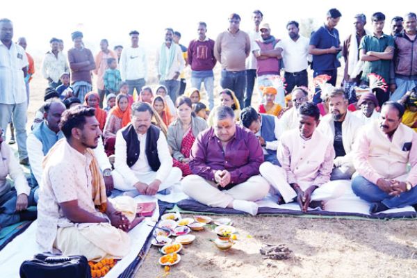 कैबिनेट मंत्री अग्रवाल ने करोड़ों के विकास कार्यों का किया भूमिपूजन-लोकार्पण