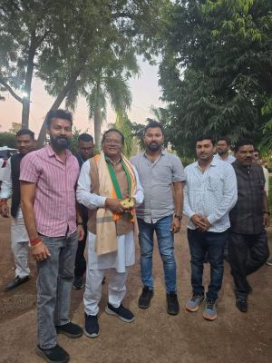 रामसेवक पैकरा का नगर आगमन पर स्वागत