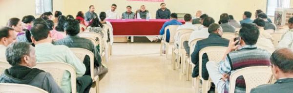 आवारा कुत्तों के नियंत्रण के लिए जनपद स्तरीय कार्यशाला