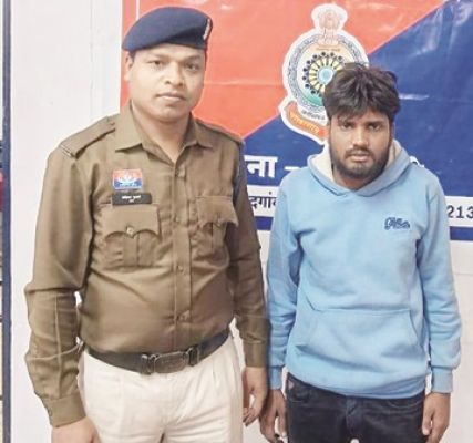 पिता व पत्नी से गाली-गलौज, कार्रवाई