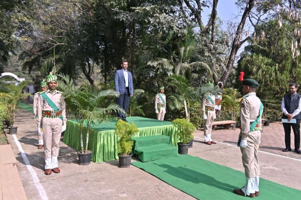 वन विद्यालय महासमुंद में दीक्षांत समारोह