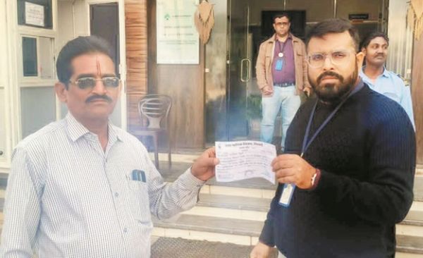 शहर में कूड़ा-कचरा फैलाने व जलाने पर कार्रवाई