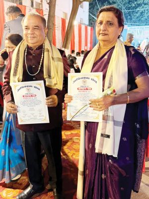 कविता झा और आदित्य  झा का रायपुर अधिवक्ता संघ ने किया सम्मान