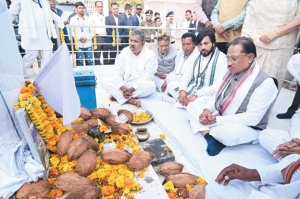 संत गुरु घासीदास का संदेश ‘मनखे-मनखे एक समान’ ही विकसित छत्तीसगढ़ की आधारशिला-साय