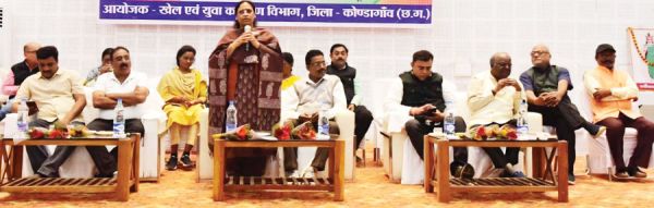 विधायक उसेंडी ने जिला स्तरीय युवा उत्सव का किया शुभारंभ