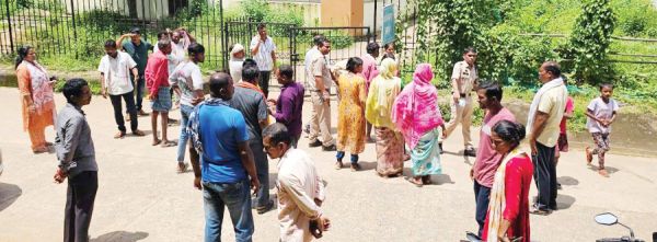 पिता पर लकड़ी से वार, मौत