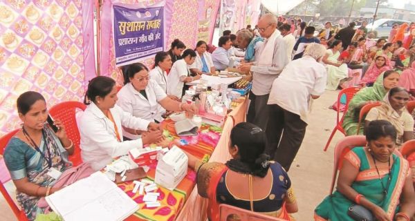 शिविर में बनाए 17 आधार कार्ड और 7 ड्राईविंग लाईसेंस