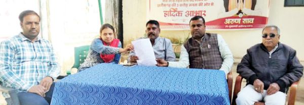 विकास कार्यों में बाधा डालने का आरोप, नपं अध्यक्ष पर पार्षदों ने लगाए कई आरोप