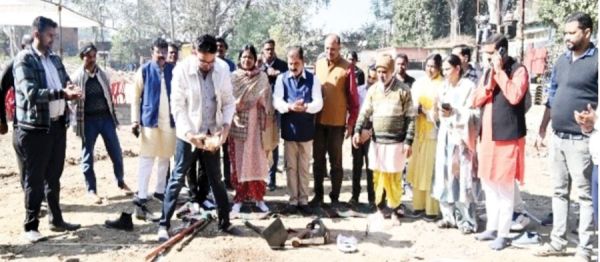 पुराने बस डिपो में 10 लाख लीटर क्षमता की नई पानी टंकी निर्माण शुरू