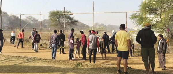 राम कथा से पूर्व शिवपुरी स्टेडियम में चला विराट श्रमदान-स्वच्छता अभियान
