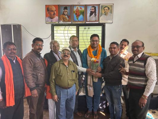देवांगन समाज ने भाजपा नेता किशोर की दी बधाई