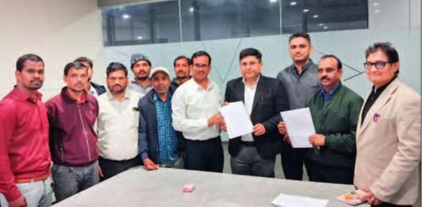 श्रमिकों की ऐतिहासिक जीत, सीमेंट संयंत्र ने सभी मांगों को किया पूरा