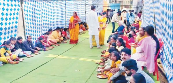 साईं जन्मोत्सव पर शोभायात्रा, भंडारा