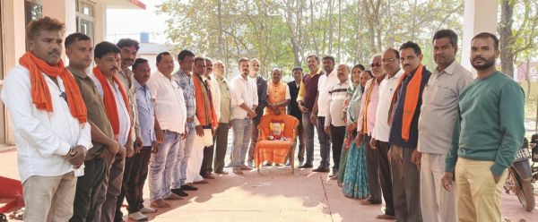 भाजपा कार्यकर्ताओं ने अटल को किया याद