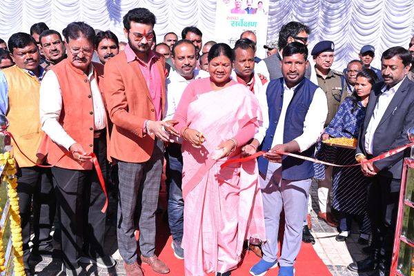 जशपुर के पांच नगरीय निकायों में अटल परिसर का लोकार्पण