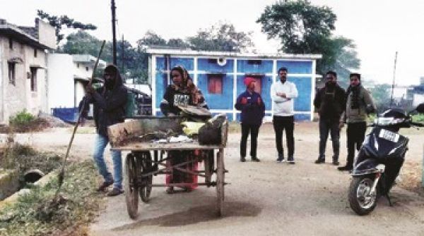 आयुक्त ने नवागांव क्षेत्र का किया निरीक्षण