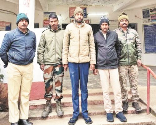 अवैध धान कारोबार का भंडाफोड़, दो सगे भाई गिरफ्तार